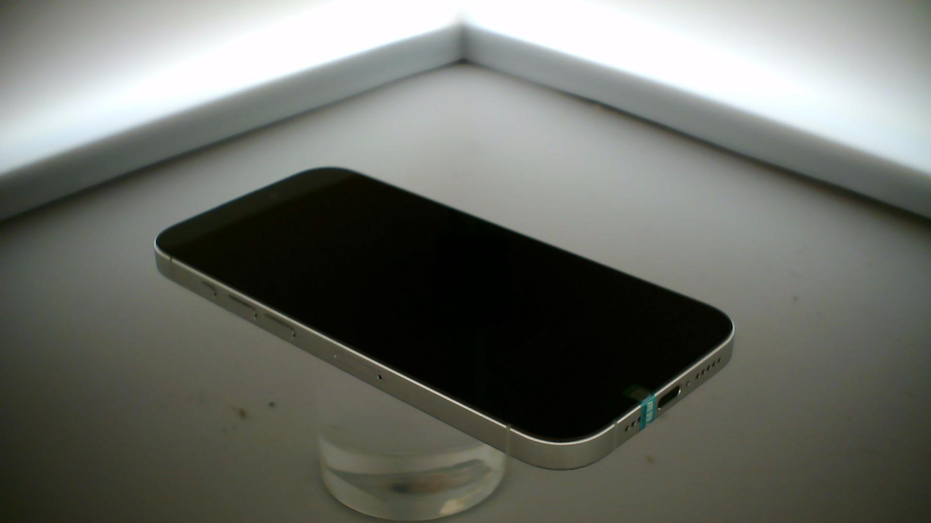 苹果【iPhone 15 Pro】5G全网通 白色钛金属 256G 国行 95新 