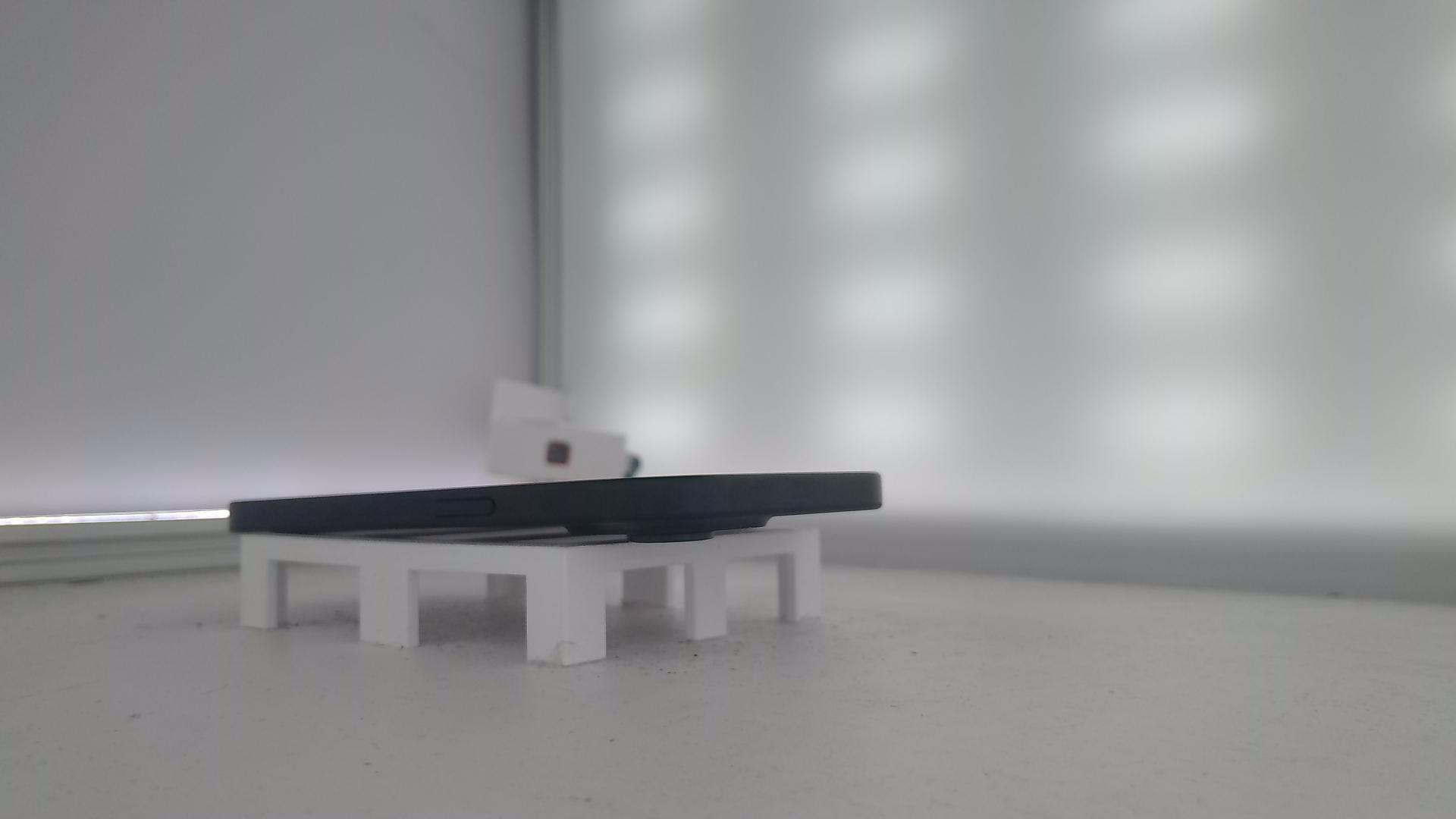 苹果【iPhone 15】8成新 