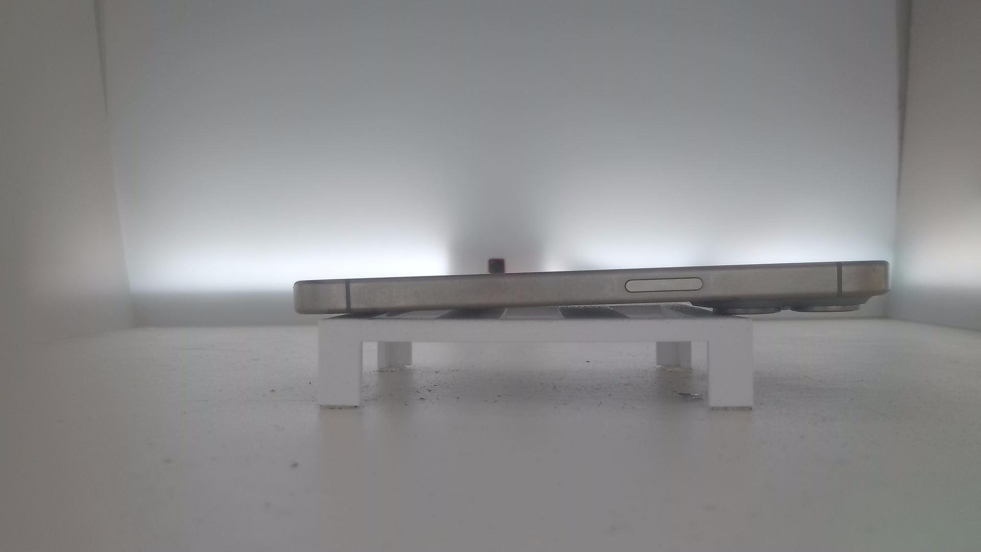 苹果【iPhone 15 Pro】99新 