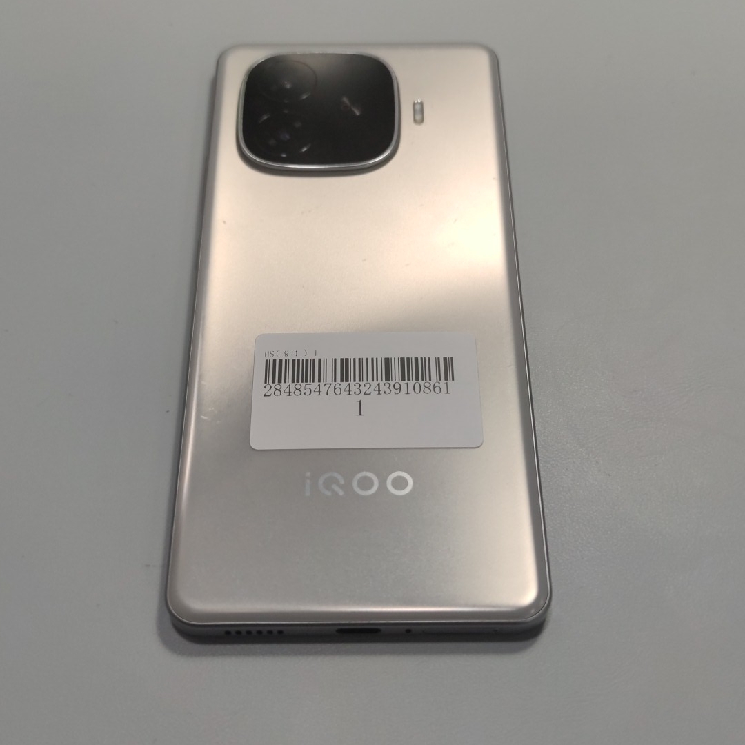 vivo【IQOO Z9 Turbo+】95新 