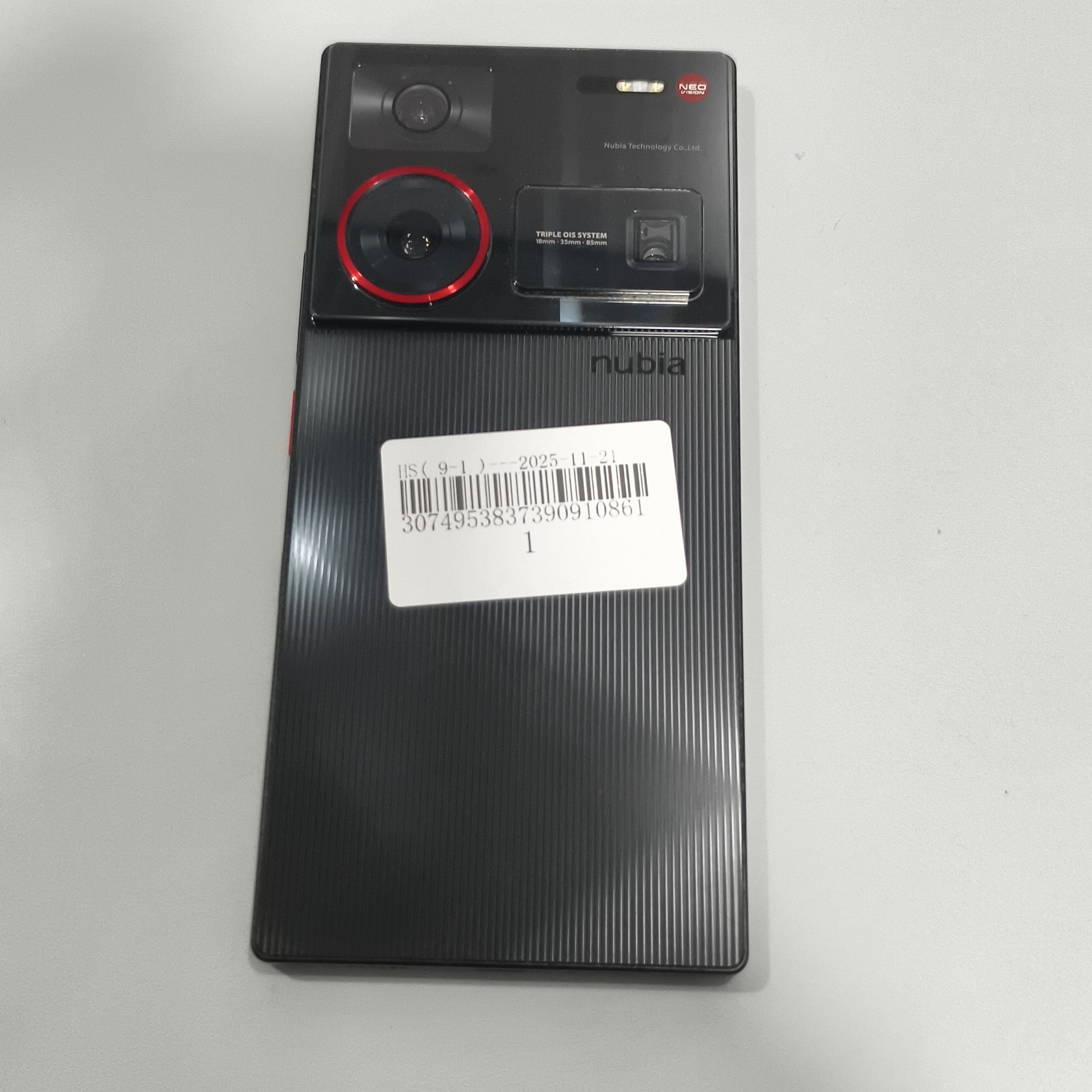 努比亚【努比亚 Z60 Ultra】8成新 