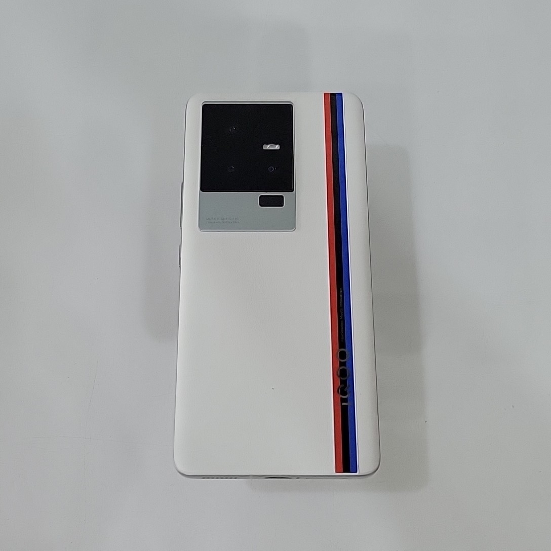 vivo【vivo iQOO 11S】5G全网通 传奇版 12G/256G 国行 9成新 