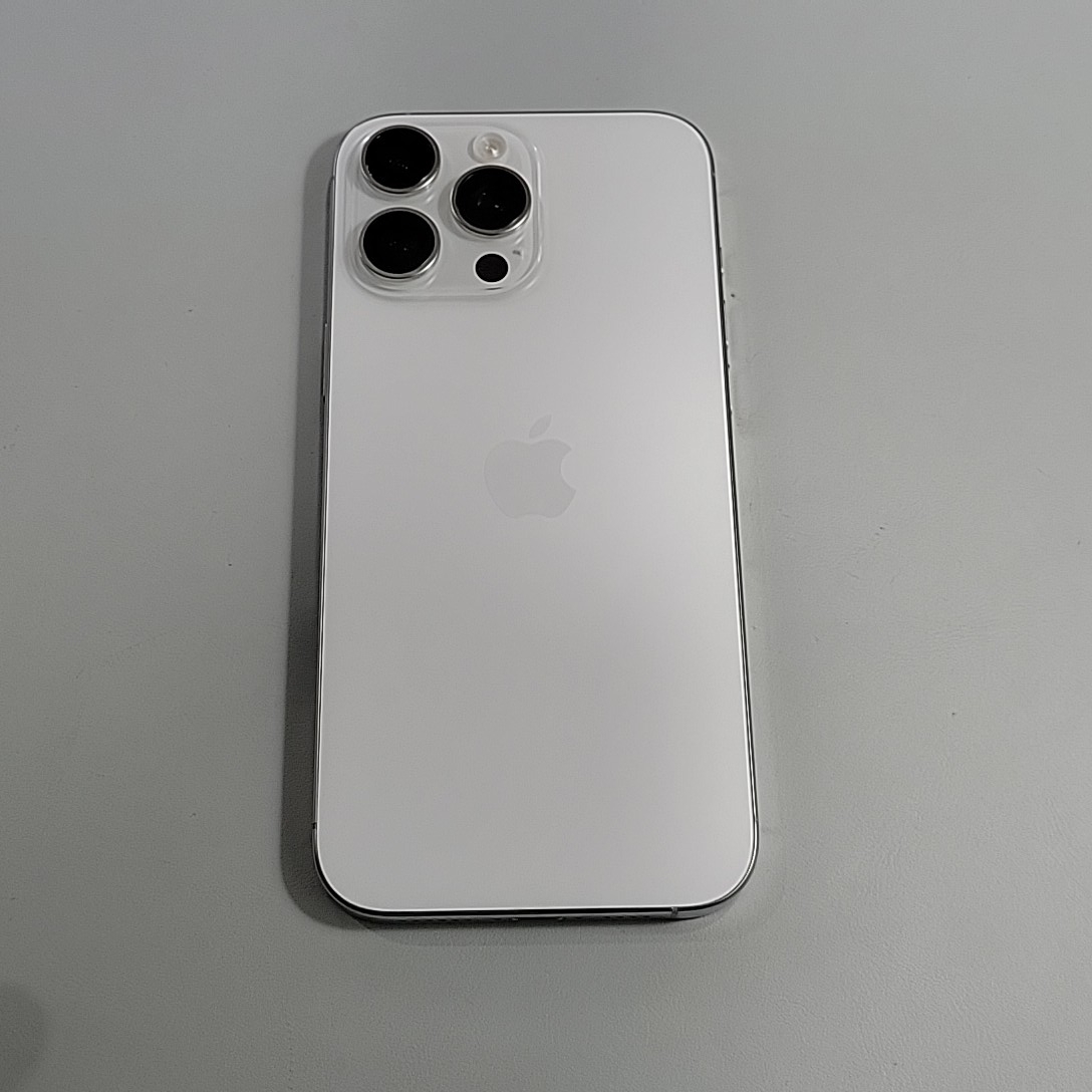 苹果【iPhone 16 pro max】95新 