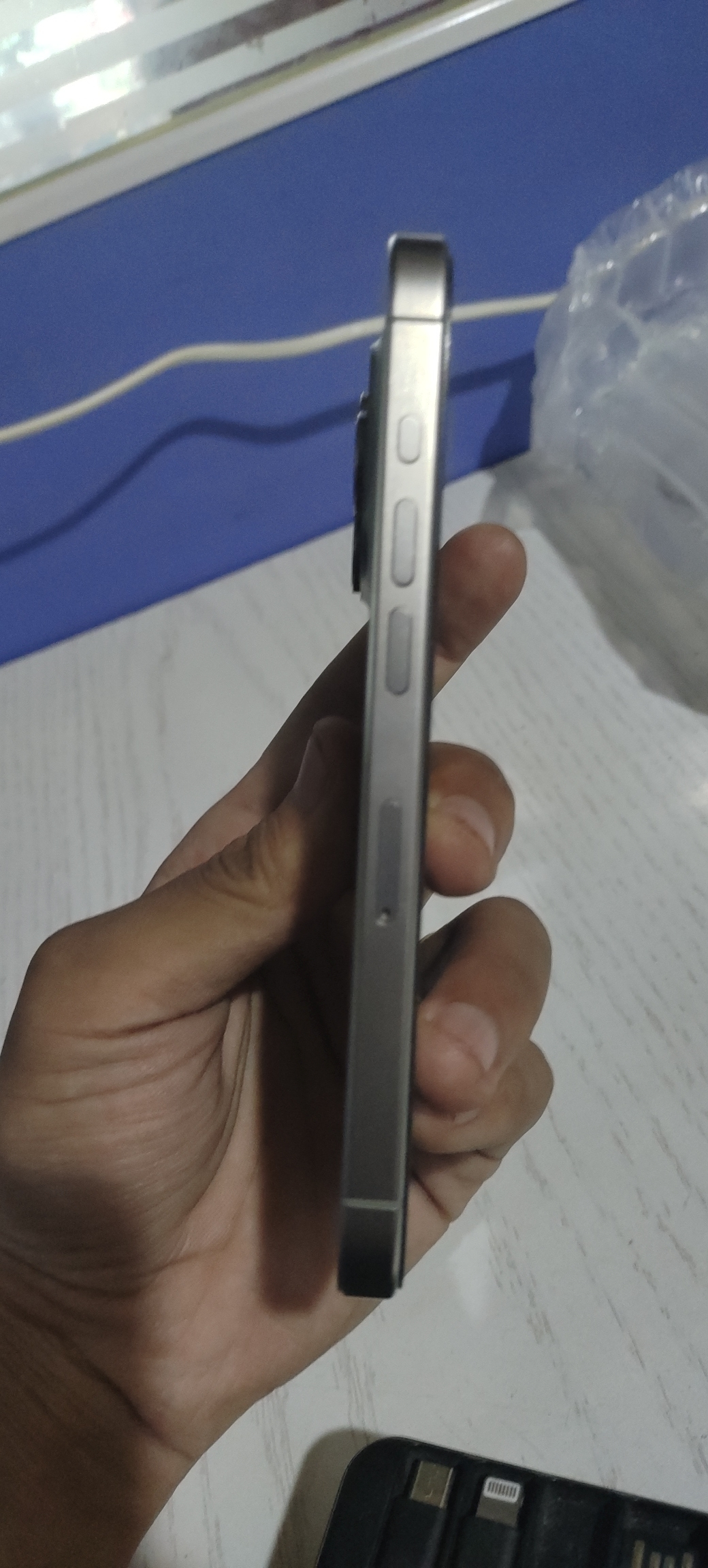 苹果【iPhone 15 Pro】5G全网通 原色钛金属 128G 国行 95新 