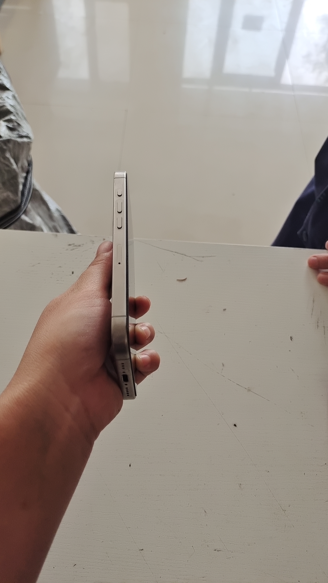苹果【iPhone 15 Pro】5G全网通 原色钛金属 256G 国行 99新 
