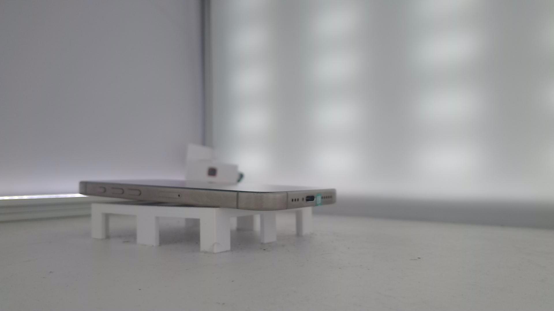 苹果【iPhone 15 Pro】95新 