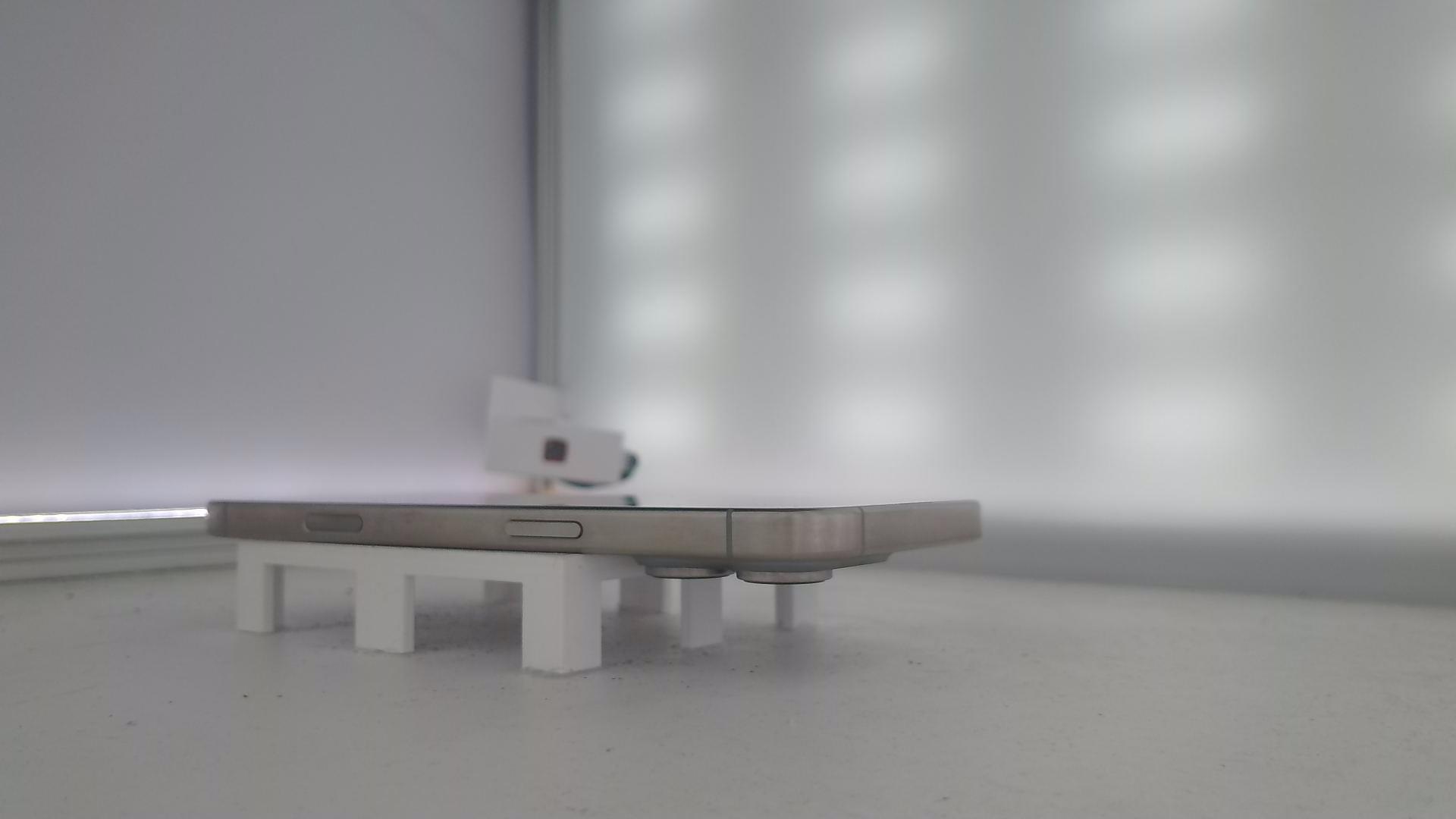 苹果【iPhone 16 pro max】99新 